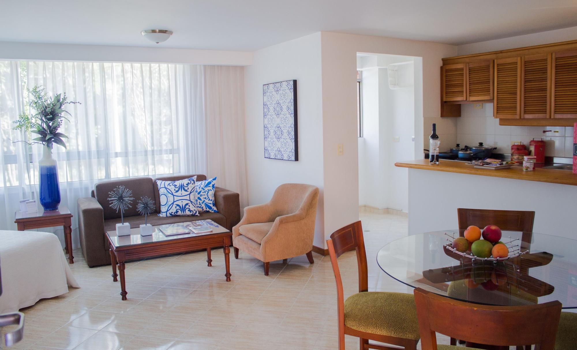Portal Del Rodeo Apartahotel メデジン エクステリア 写真