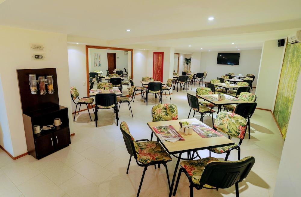 Portal Del Rodeo Apartahotel メデジン エクステリア 写真