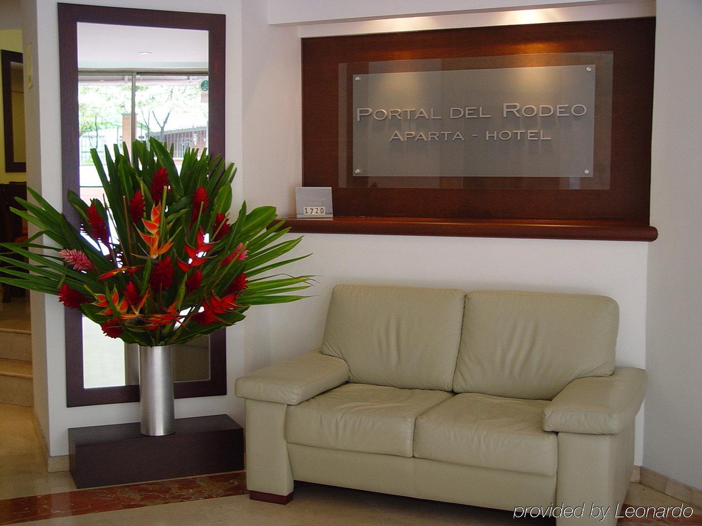 Portal Del Rodeo Apartahotel メデジン エクステリア 写真