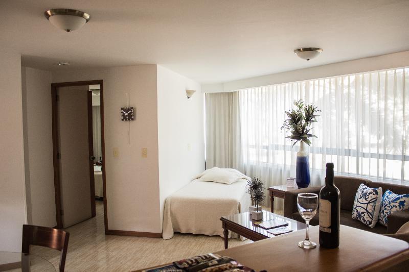 Portal Del Rodeo Apartahotel メデジン エクステリア 写真